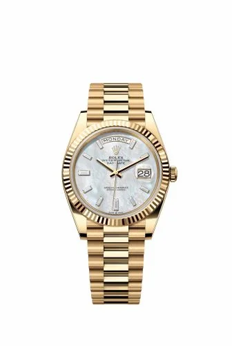 Rolex Day-Date 40 Yellow Gold - Fluted / MOP - Baguette 228238-0071 (m228238-0071)